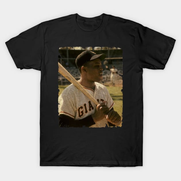 Willie Mays in San Francisco Giants T-Shirt by PESTA PORA